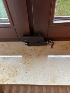 Ikon Fenstersicherung