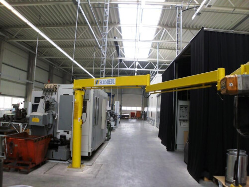 Säulenschwenkkran mit Knickausleger