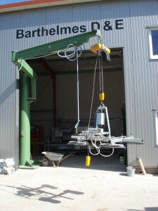 Säulenschwenkkran mit Knickausleger