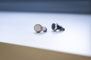 Hörgeräte SIGNIA ACTIVE in modernem Earbud-Design