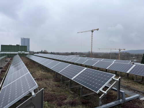 Saubere Solaranlagen für maximale Leistung.