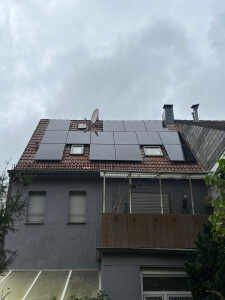 Photovoltaik_Dachanlage_Wuppertal - Kopie.jpeg