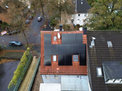 Photovoltaik_Dachanlage_Wuppertal.jpeg