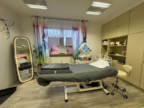 Studio Byonik.jpg
