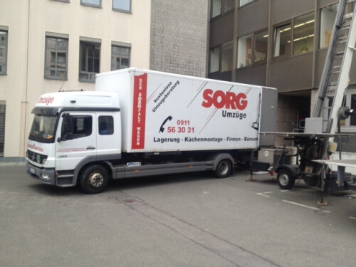 Umzug vom Profi mit zeitsparenden Außenaufzug!