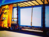 container-unter-plane