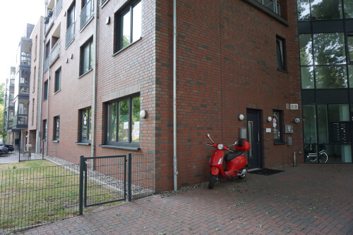 Hier geht's zu unserer Wellnessoase - Seiteneingang! :-)