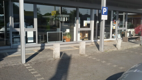 Regelmässige Schaufensterreinigung