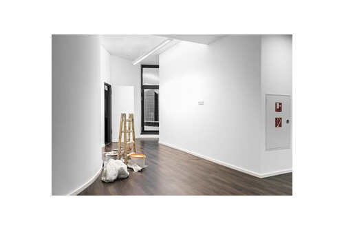 Renovierungsservice für Hamburg: Malerarbeiten, Tapezieren, Bodenreinigen und -schleifen, Heizkörperlackieren etc.