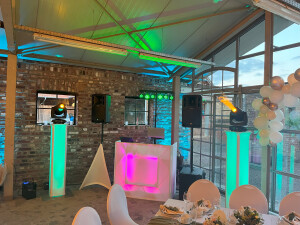 mittelgroßer Beispielaufbau Hochzeit