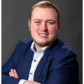 Versicherungsmakler Patrick Pirner