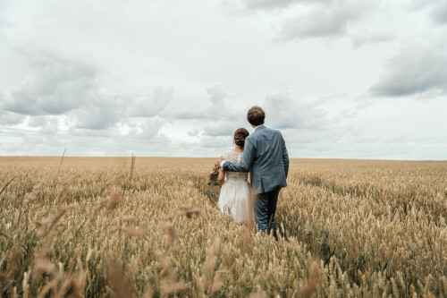 Fotoshooting im Kornfeld