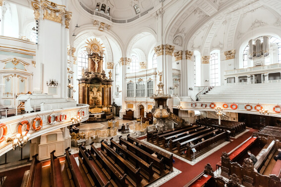 Trauung in Hamburger Michel (Hauptkirche St. Michaelis)