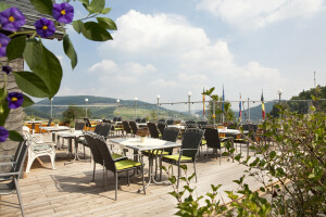 Garten - Restaurant mit Blick auf Willingen