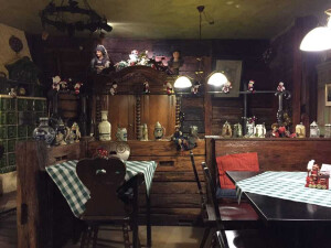 https://www.yelp.com/biz/weinstube-cafe-l%C3%B6wen-stuttgart