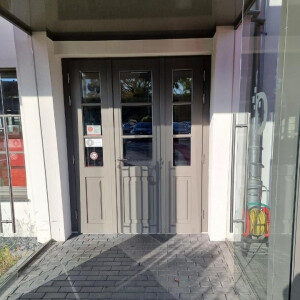 webgiganten eingang.jpg