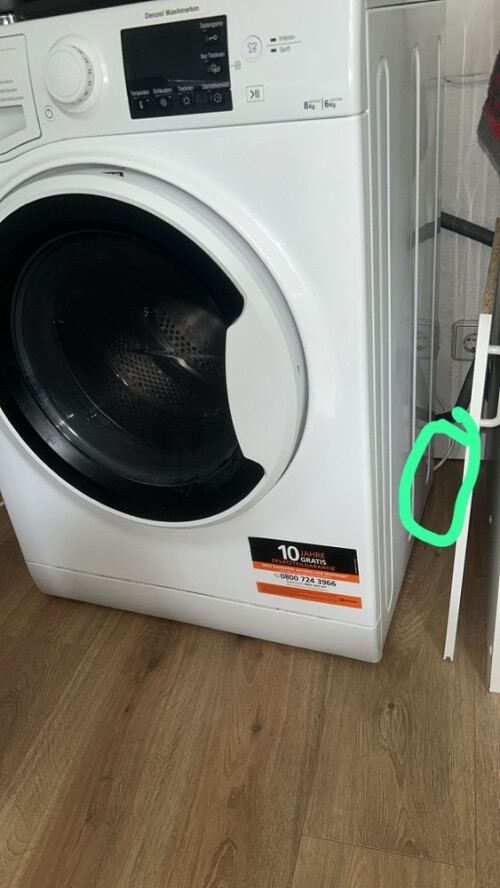 bauknecht-waschtrockner-undicht-wasser-laeuft-aus-reparatur-berlin-friedrichshain-white-goods-reparatur-berlin