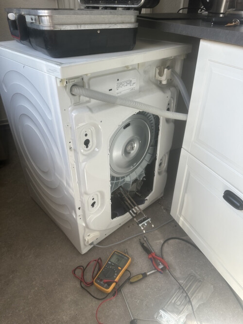 siemens-iq300-waschtrockner-heizung-defekt-reparatur-vor-ort-berlin-charlottenburg-white-goods-reparatur-berlin