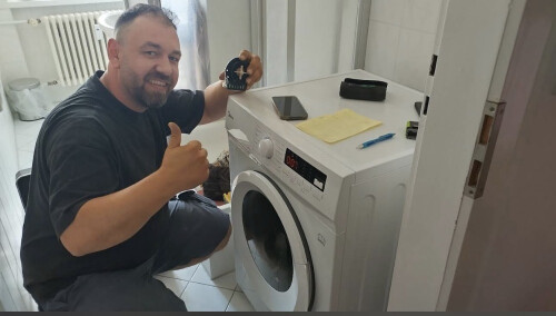 serdar-cirak-reparatur-vor-ort-waschmaschine-pumpe-tauschen-berlin-white-goods-reparatur-berlin