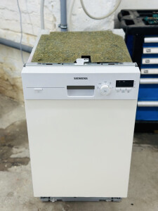 siemens-iq300-geschirrspueler-45cm-teilintegriert-weiss-berlin-white-goods-reparatur