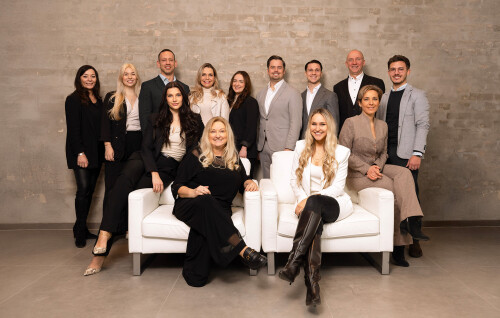 willuhn Immobilien Gruppenbild Leipzig Immobilienmakler.jpg