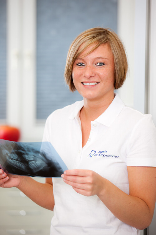 Vanessa Plumanns Zahnmedizinische Fachangestellte