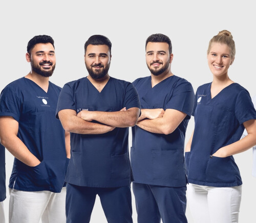 Zahnärzte-Team - Zahnarztpraxis Hannover zak10